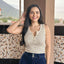 Blusa Top Corto Estilo Henley - Beige Claro