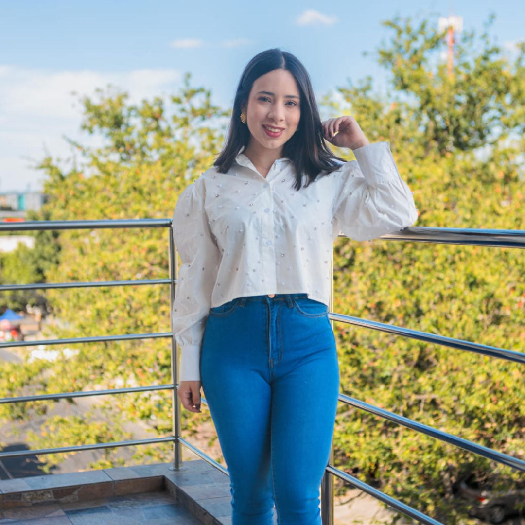 Blusa Manga Larga con Detalles de Perlitas - Blanco Imagen principal del producto