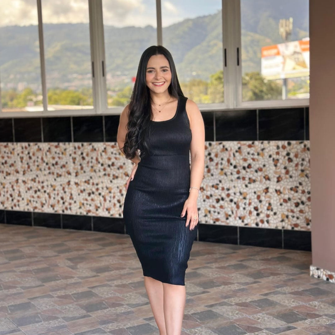 Vestido Open Back Ribbed - Negro Imagen principal del producto