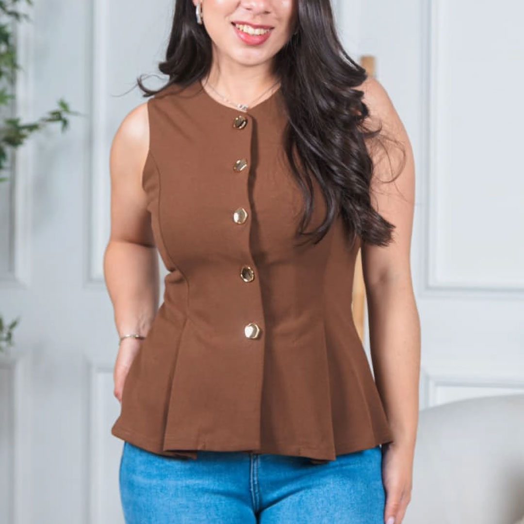 Blusa Formal Peplum Botones Dorados - Café Imagen principal del producto
