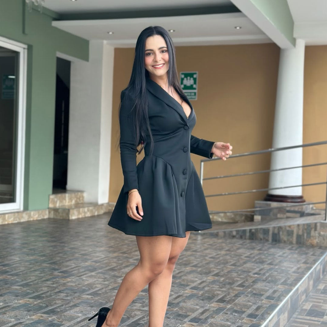 Vestido Blazer Plisado - Negro Imagen secundaria del producto